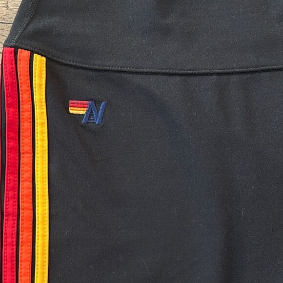 Aviator 🧑‍✈️ Nation Made in USA 🇺🇸 5 Stripe Performance 🏃 🧘 Shorts 🩳 NWT - Picture 4 of 17